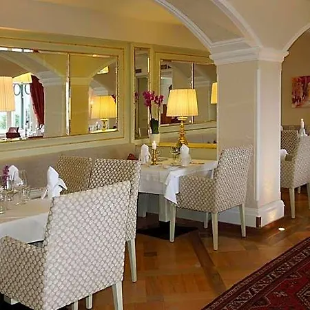 Hollwegers - Lisl Hotel Sankt Gilgen